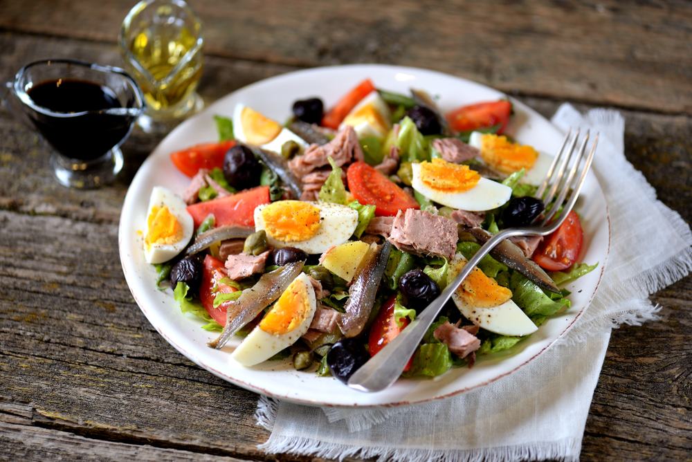 Französisches Essen: Nizza-Salat